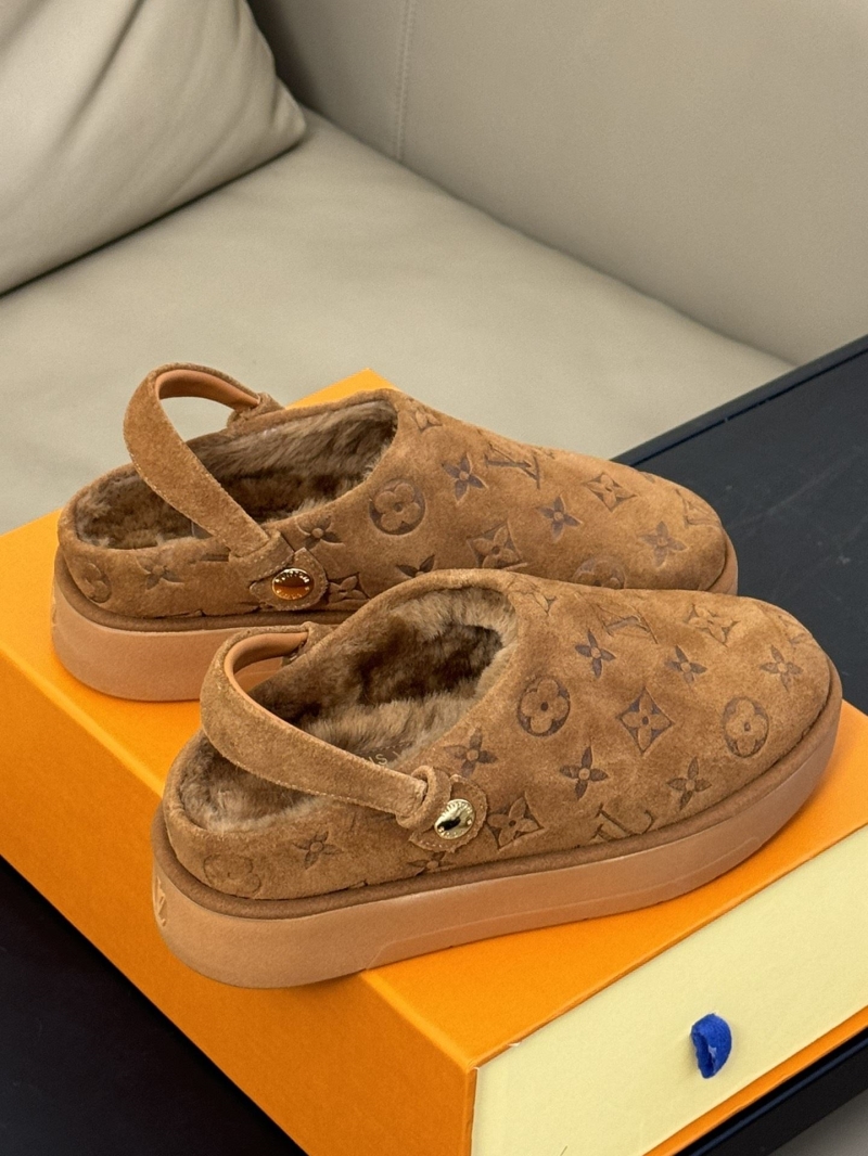 Louis Vuitton Slippers